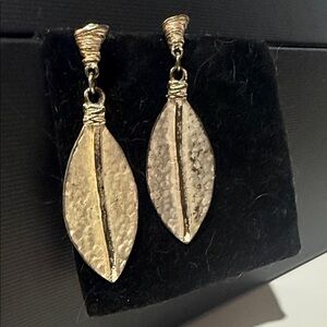 Karine Sultan hammered leaf drop earrings